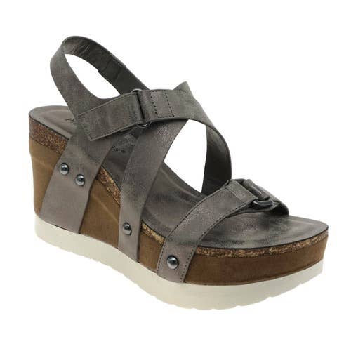 Pierre Dumas Gravity 1