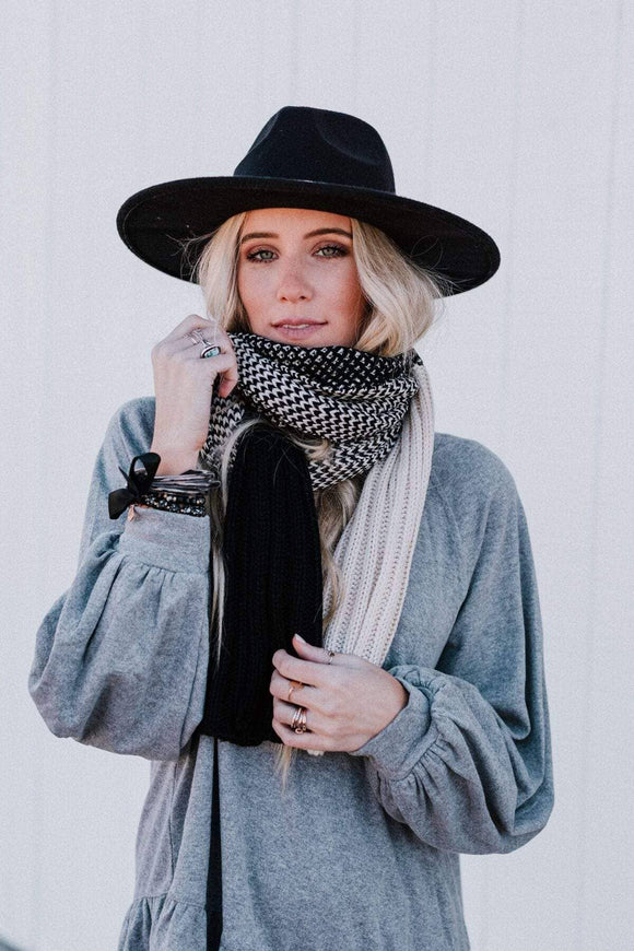 Mariana Open Knit Oblong Scarf - Black